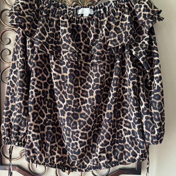 Michael Kors Cheetah Print Off the Shoulder Blouse - Picture 1 of 4